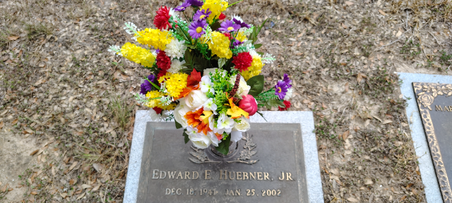 Flower delivery for Edward Eddie Huebner