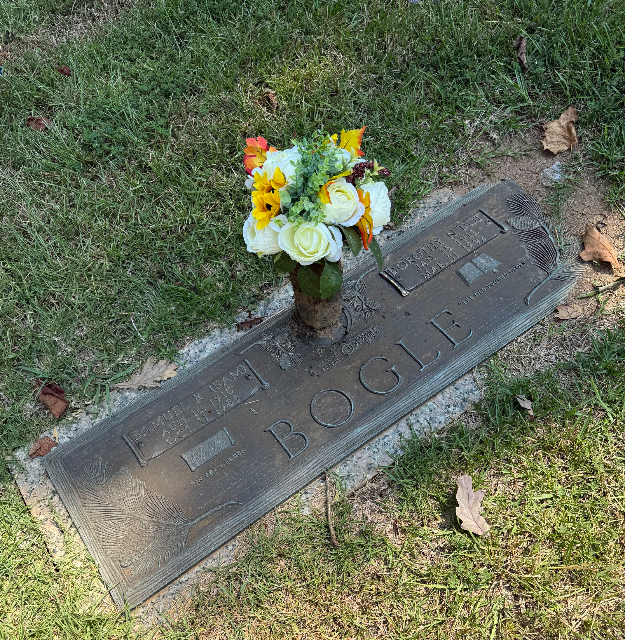 Flower delivery for Samuel R Bogle