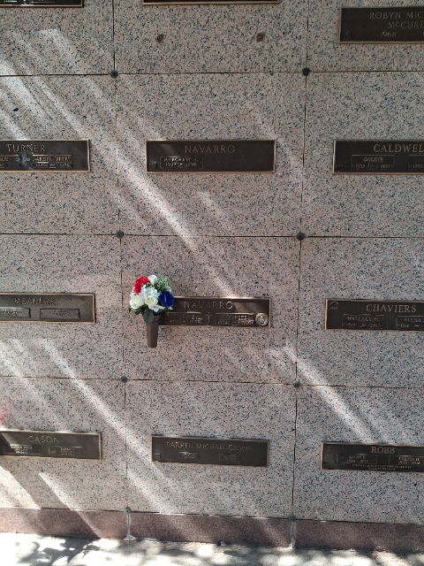 Flower delivery for Pete Navarro