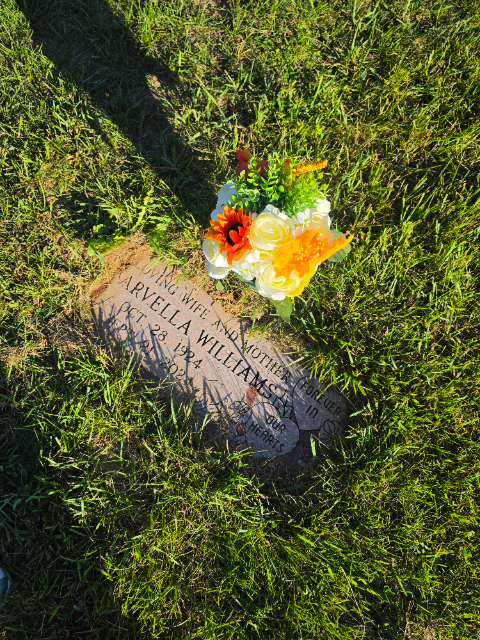 Flower delivery for Arvella Williams